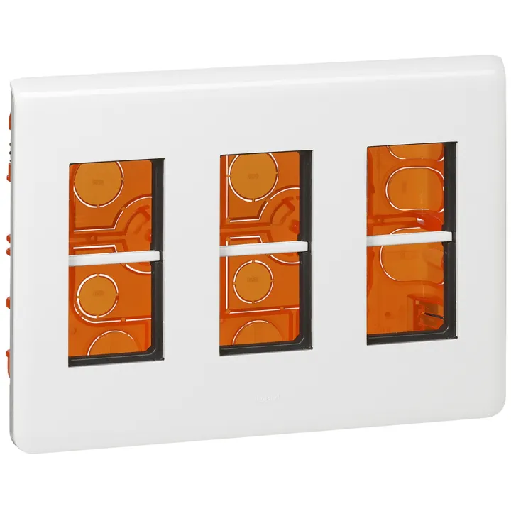 POSTE ENCASTRE 3X4 MODULES BLC
