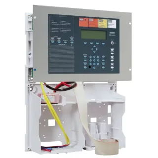 IQ8Control μ avec UGA en rack