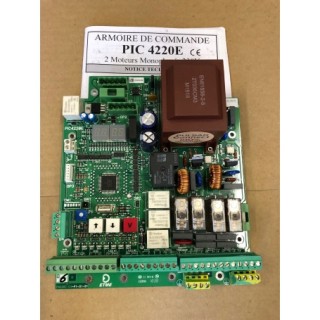 PIC 4220 EM  Carte PIC4220 en coffret métal*
