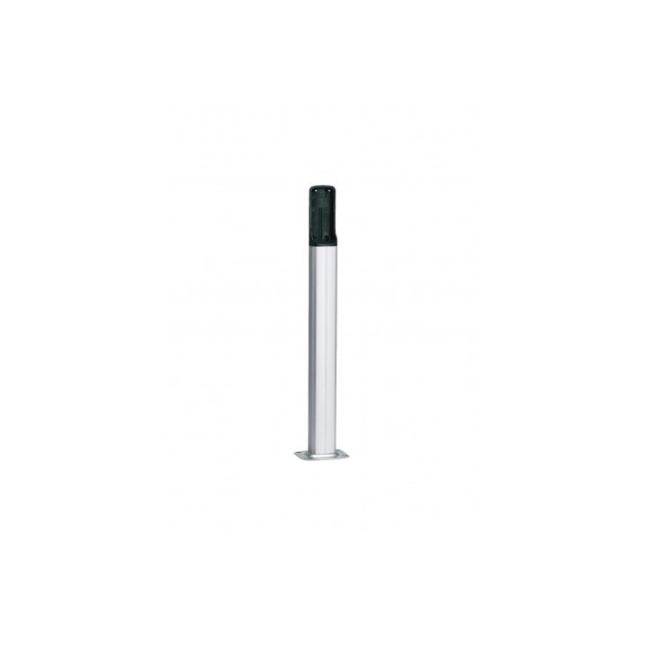 Colonnette en aluminium anodisé naturel H : 0,5m