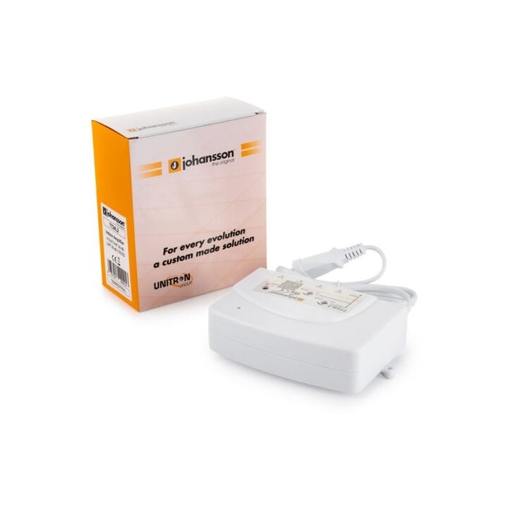 AMPLI d'INTERIEUR  15-30dB V+U réglable + 24V. 4sorties rail din