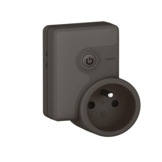 PRISE MOBILE CONNECTEE FR 16A