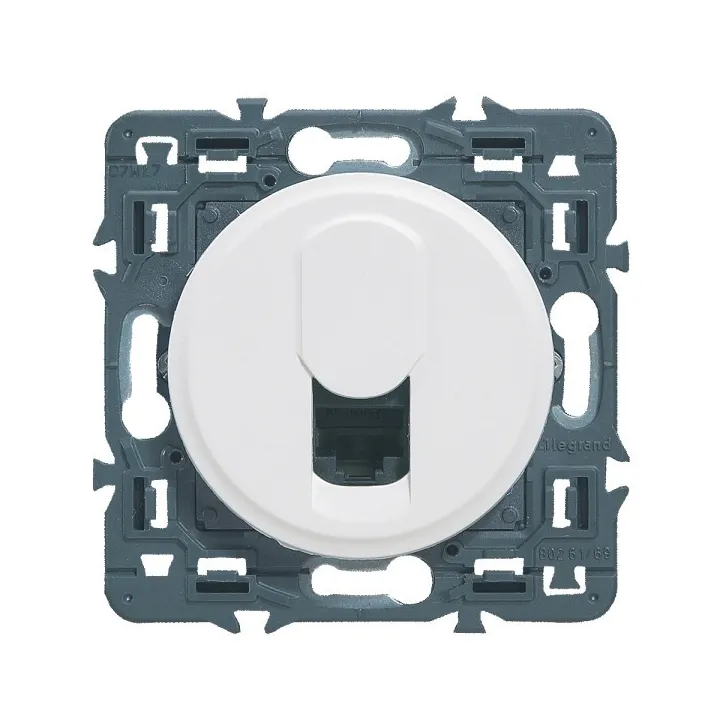 Prise Rj45 Multimédia Catégorie 6 Ftp Céliane - Blanc Avec Support