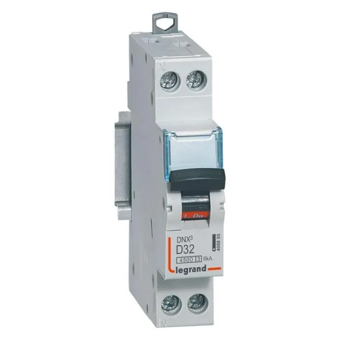 Disjoncteur Dnx³ 4500 - Vis/Vis - U+N 230V~ 32A - 4,5 Ka - Courbe D - 1 Module