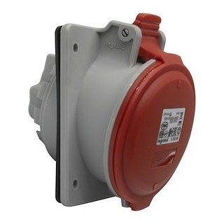 SOCLE TAB 32A 4P+T 415V IP44