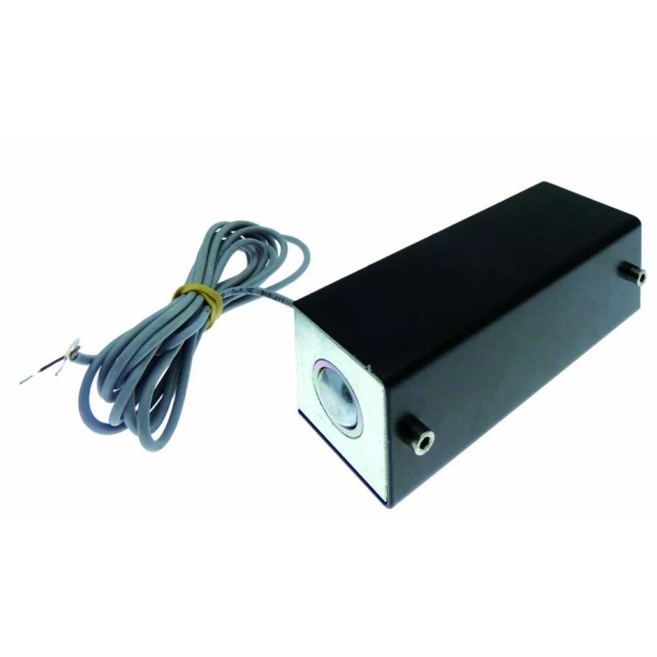 GÂCHE BLOC - CARRE de 40 x 40 mm pose en applique pour verrou 40-80*