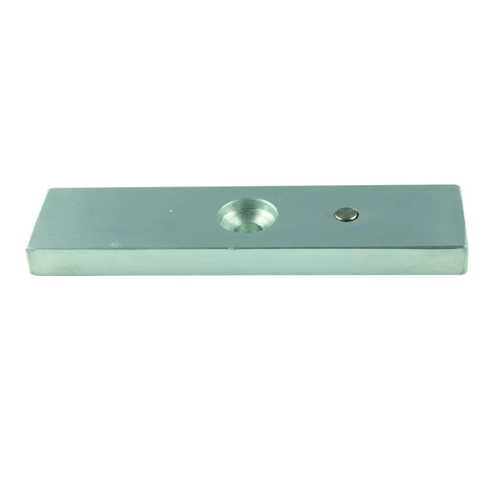 Contreplaque pour série EMM600 / EMS600  (sauf EMM60030) + vis de fixation