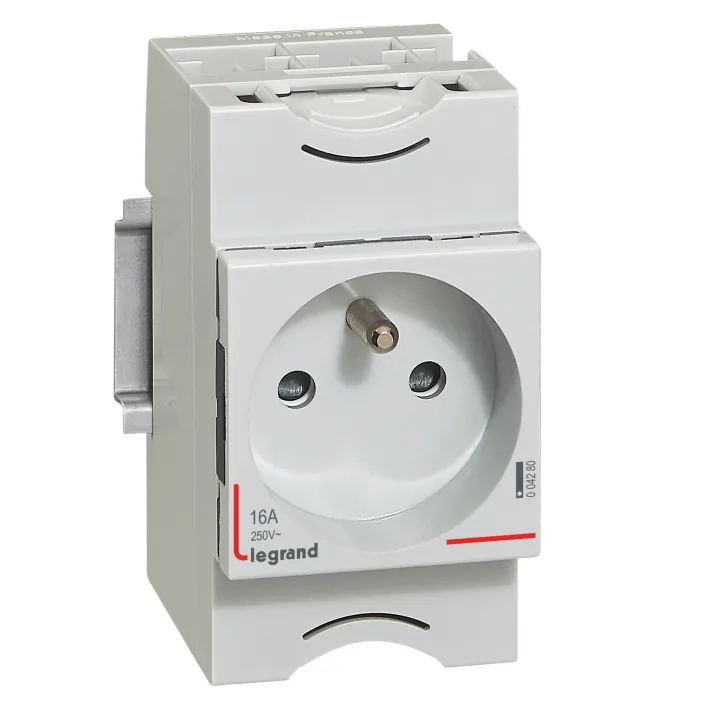 Prise De Courant Modulaire 10A À 16A 250V~ - 2P+T À Éclips - 2,5 Modules