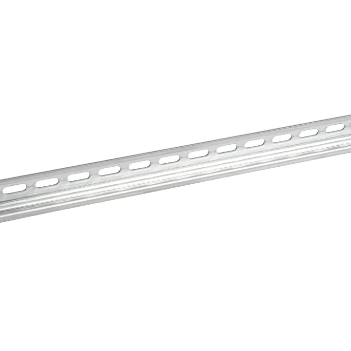 Rail Universel Pour Fixation Sur Montants Fonctionnels Dans Xl³400 - Largeur 515