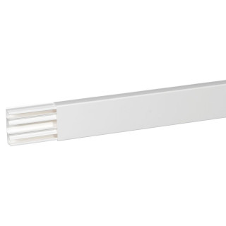 MOULURE 60X20 BLANC 2,10M (AU METRE-SE VEND PAR 2)