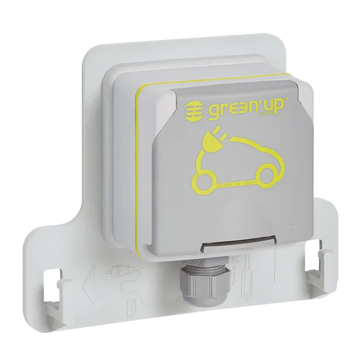 Prise Saillie Green'Up Access Véhicule Électrique Modes 1/2 Ip66 Ik08 16A 230V