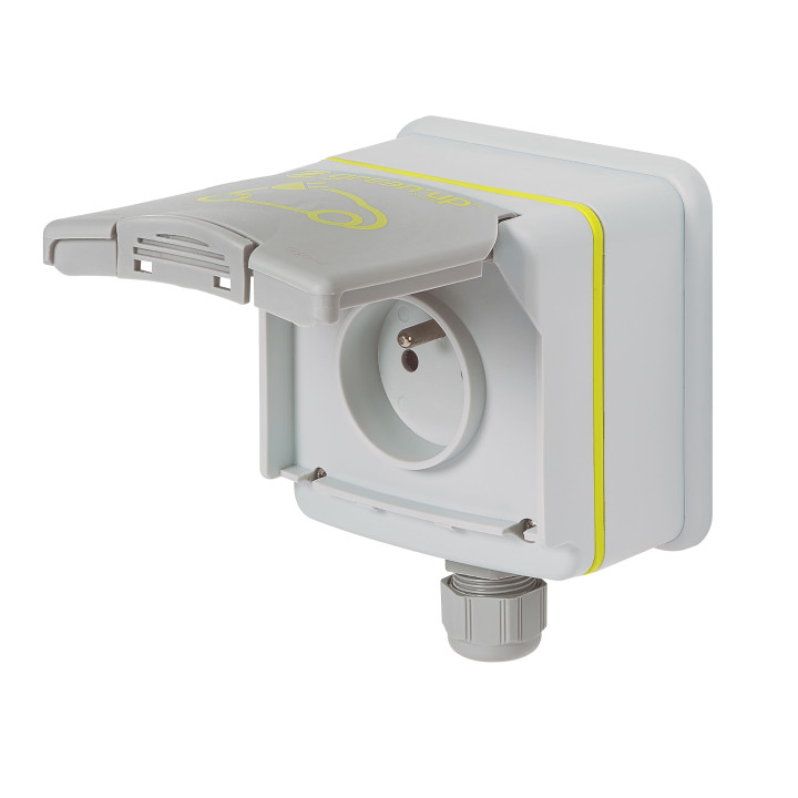 PRISE VE 3KW F/B IP66