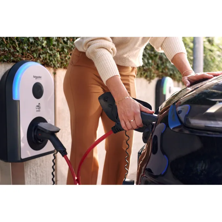 Borne De Recharge Evlink Pro Ac - 3Ph - 22 Kw - 32A - 1 Prise T2S - Rdc - Dd 6 Ma +Rcd Type A +Mnx
