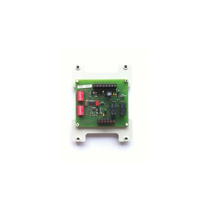 CARTE DE DISTRIBUTION 4 V. VIDEO SYSTEME 300
