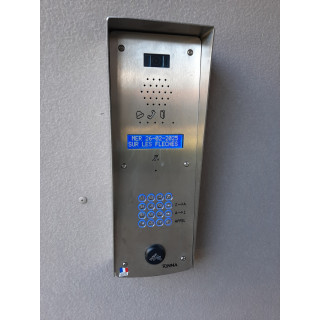 Platine De Rue Serenite N Gsm - Interphonie Vidéo Avec Afficheur -Clavier À Code