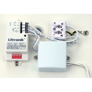 C4 Cct S- Plaf/Appl Mur Ip44 Led Intég 17W 4000K 1250Lm, Sensor, Blanc