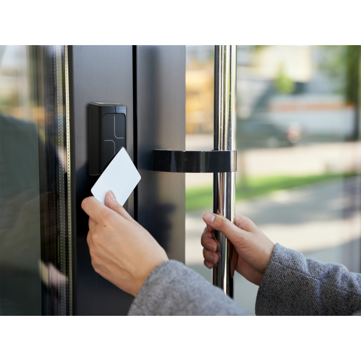 Lecteur Sécurisé Étroit 13,56 Mhz Montage Saillie Evolutif