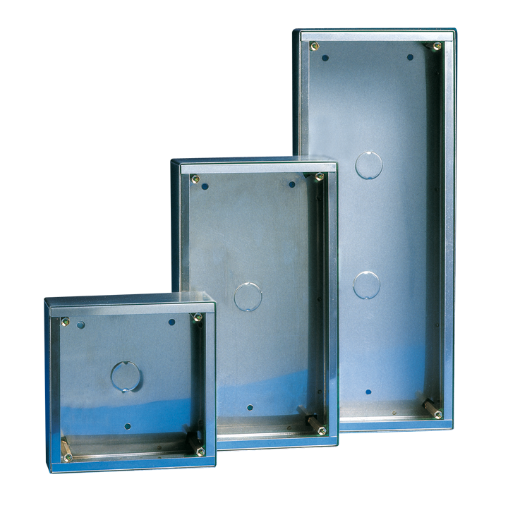 Série Vandalcom - Boîtier mural acier inox 3 modules, 142x366x58 mm