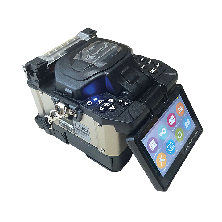 Soudeuse optique gaine a gaine automatique