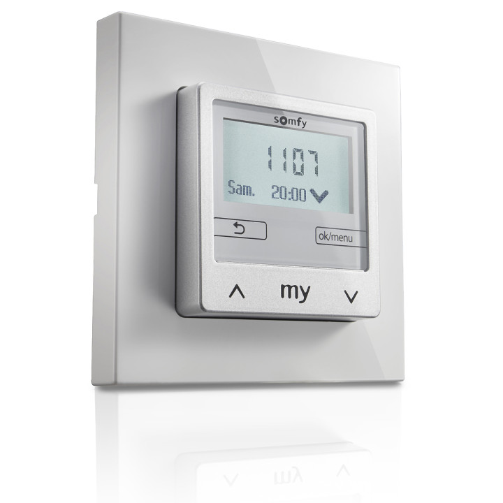 Horloge Chronis smoove ib+ avec cadre blanc