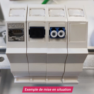 SUPPORT CONNECTEUR POUR RAIL DIN