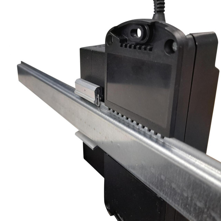 Nevoswitch Alimentation 12,5V-2,8A