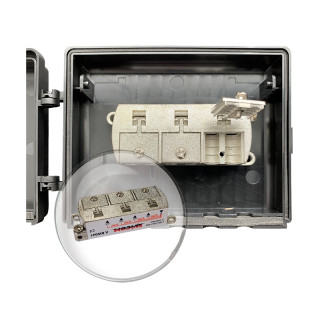 Répartiteur De Mât 4 Direction 5 -2 300 Mhz En Boîtier Étanche-