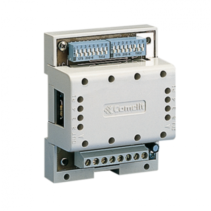 Commutateur audio vidéo pour 2 portes