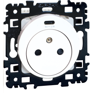 SQUARE PC 2P+T avec Prise USB Type-C