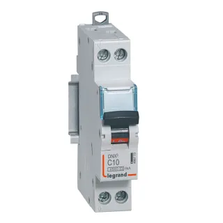 Disjoncteur Dnx³ 4500 - Vis/Vis - U+N 230V~ 10A - 4,5Ka - Courbe C - 1 Module