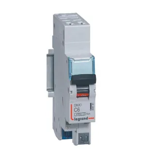 Disjoncteur Dnx³ 4500 - Auto/Auto - U+N 230V~ 6A - 4,5Ka - Courbe C - 1 Module