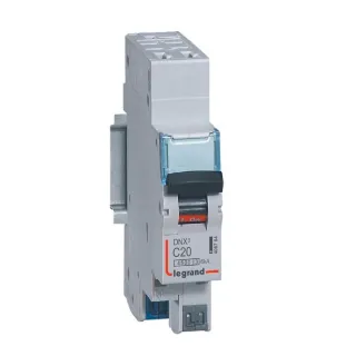 Disjoncteur Dnx³ 4500 - Auto/Auto - U+N 230V~ 20A - 4,5Ka - Courbe C - 1 Module