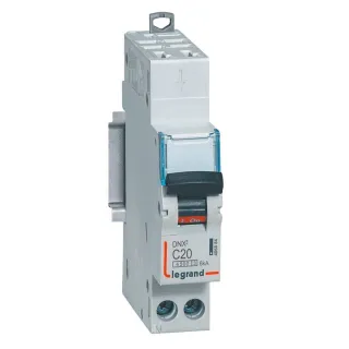 Disjoncteur Dnx³ 4500 - Auto/Vis - U+N 230V~ 20A - 6Ka - Courbe C - 1 Module