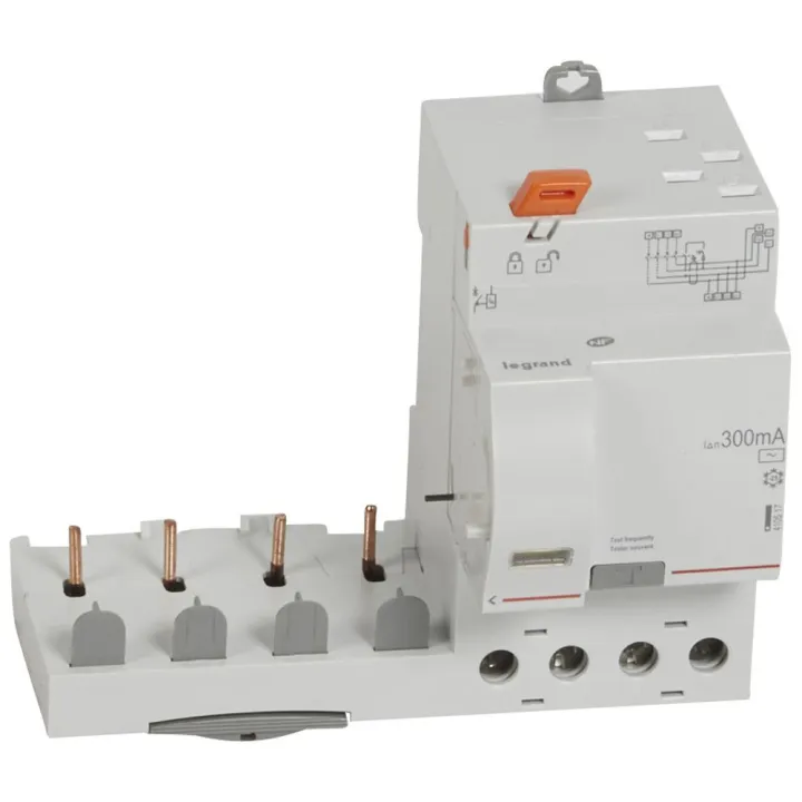 Bloc Diff Adaptable Automatique Dx³ Pour Disj 1 Module/Pôle 4P 40A Typeac 300Ma