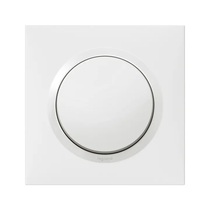 Poussoir Dooxie One 6A 250V~ Avec Plaque Carrée Blanche Et Griffes