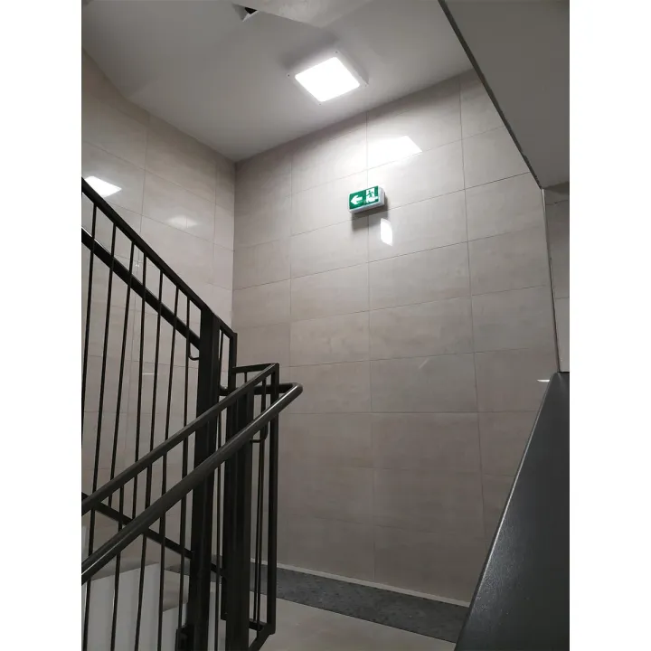 Effice 2450Lm 4000K Vav Ik10 Ip55 L350Mm On Off Gr