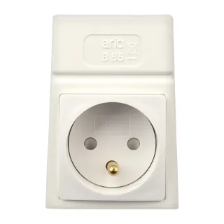 B.85C 17-Réglette S19 IP21 H.Vol a/inter+P a/lpe LED 7W 2700K 600lm incl, claire