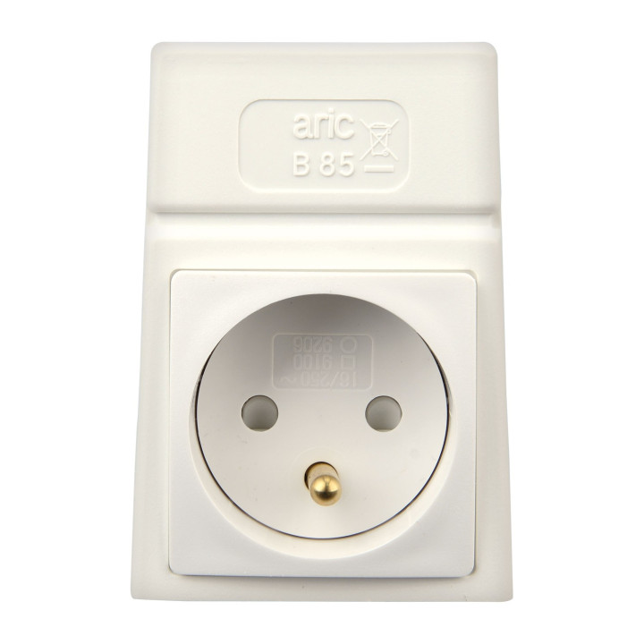 B.85C 17-Réglette S19 IP21 H.Vol a/inter+P a/lpe LED 7W 2700K 600lm incl, claire