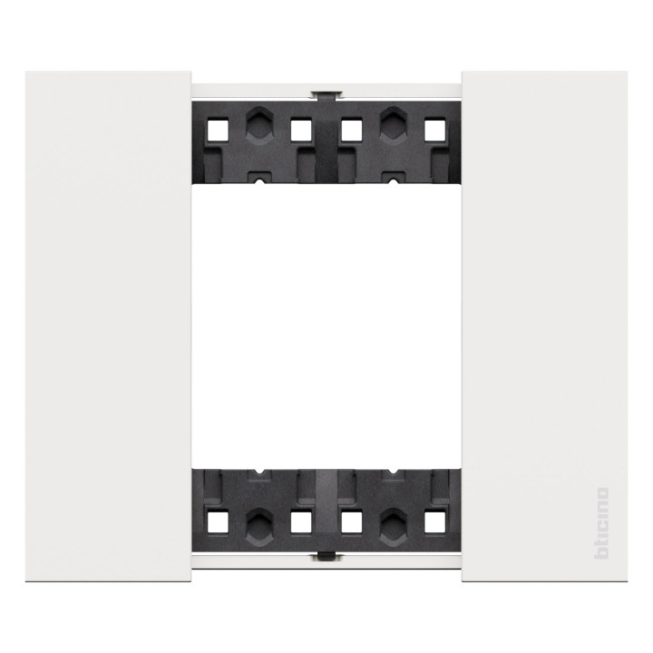 Plaque De Finition Living Now Collection Les Blancs 2 Modules Finition Blanc