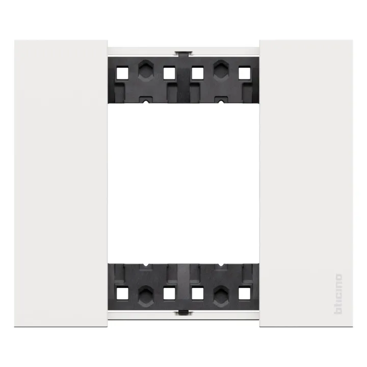 Plaque De Finition Living Now Collection Les Blancs 2 Modules Finition Blanc