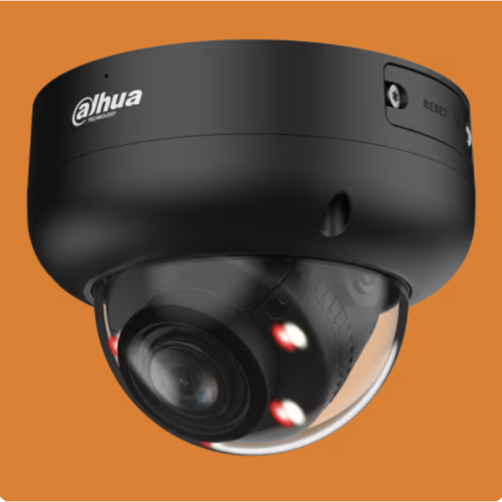 Dome IP 4MP, VF2.7-13.5mm,IR50m,IK10,SDL/AP,BLACK