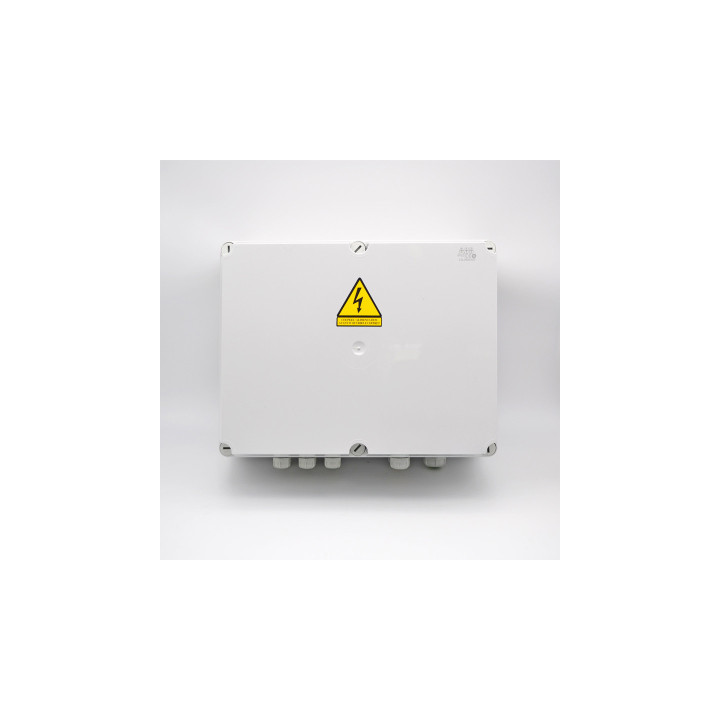 Coffret vide grand plastique étanche pour PIC 4220 EGP et PIC 1002 EGP
