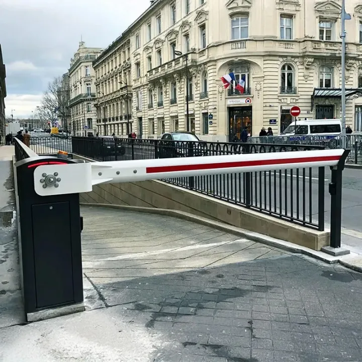 Barrière levante LB86 sans lisse
