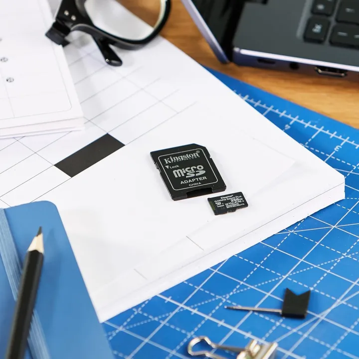 KINGSTON Carte mémoire microSDXC 256Go