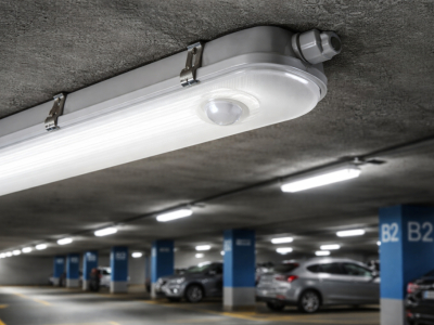 Etanche LED avec détecteur HF : une solution pour les environnements exigeants